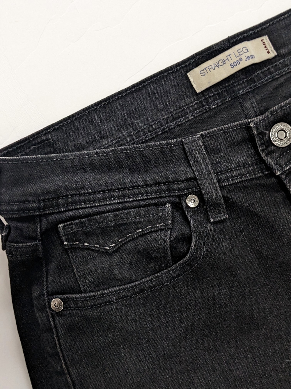 Levi's 505 Women’s Black Straight Leg Jeans - Picture 3 of 11